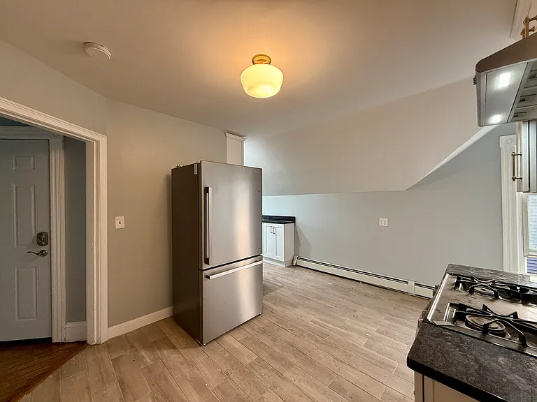 17 Amy St #3 — Photo 3
