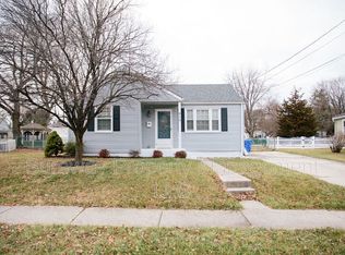 19 Stanford Rd, Cherry Hill, NJ 08034