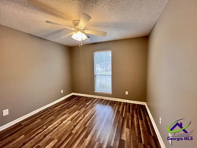 1109 Panola Cir — Photo 11
