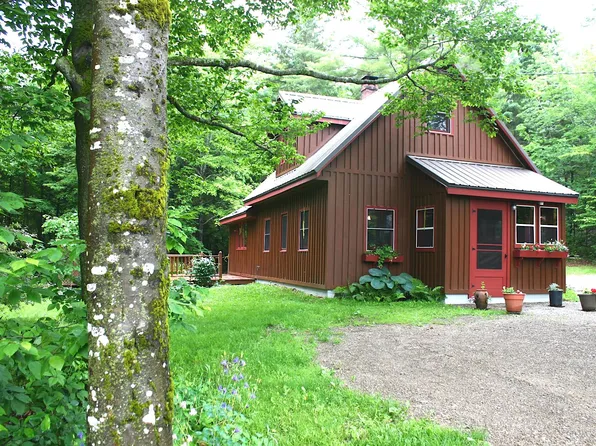 10 Ricker Hill Road, Jackson, ME 04921