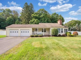 2 Merrill Rd, Wilbraham, MA 01095