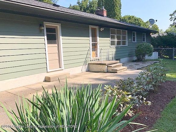 3rd image of 2349 Seminole Dr