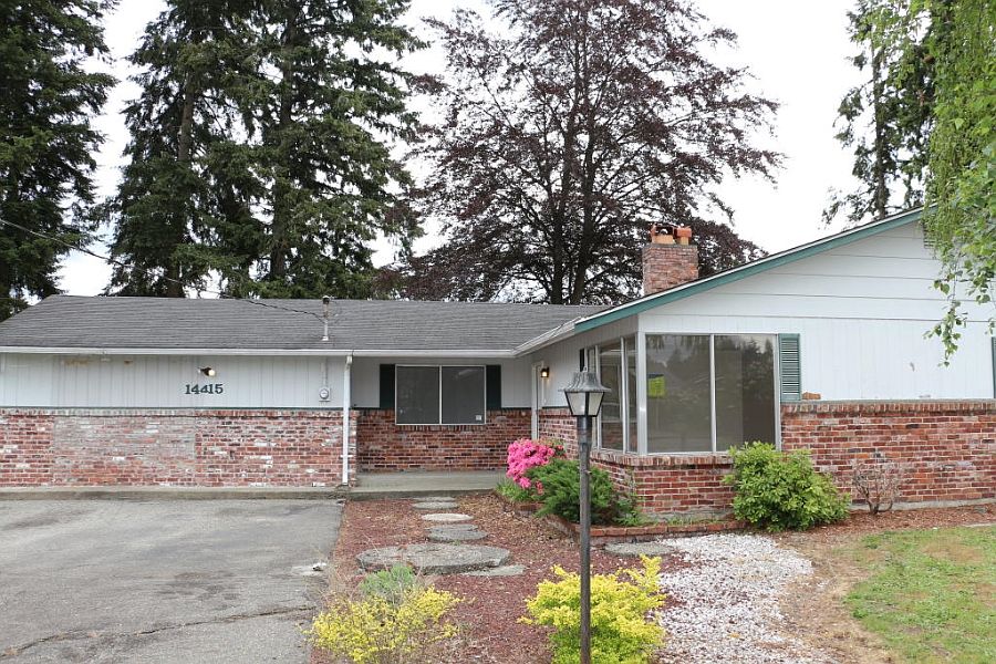 1st image of 14415 25th Ave E