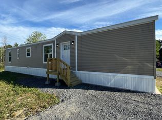 2 Valerie Ln, Waterville, ME 04901