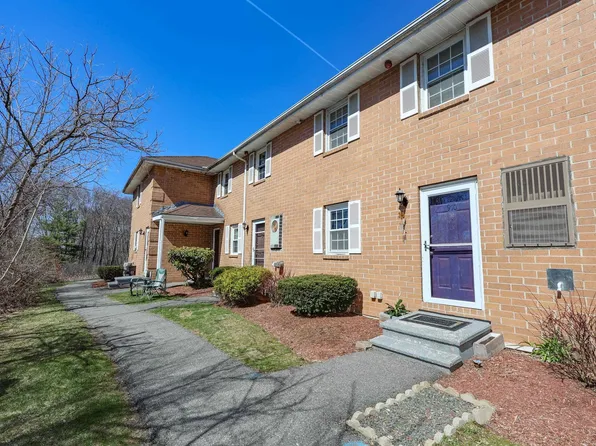 910 Elmwood Drive, Hudson, NH 03051