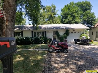 1218 14th St, Auburn, NE 68305