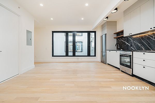 1st image of 250 Gold St #505