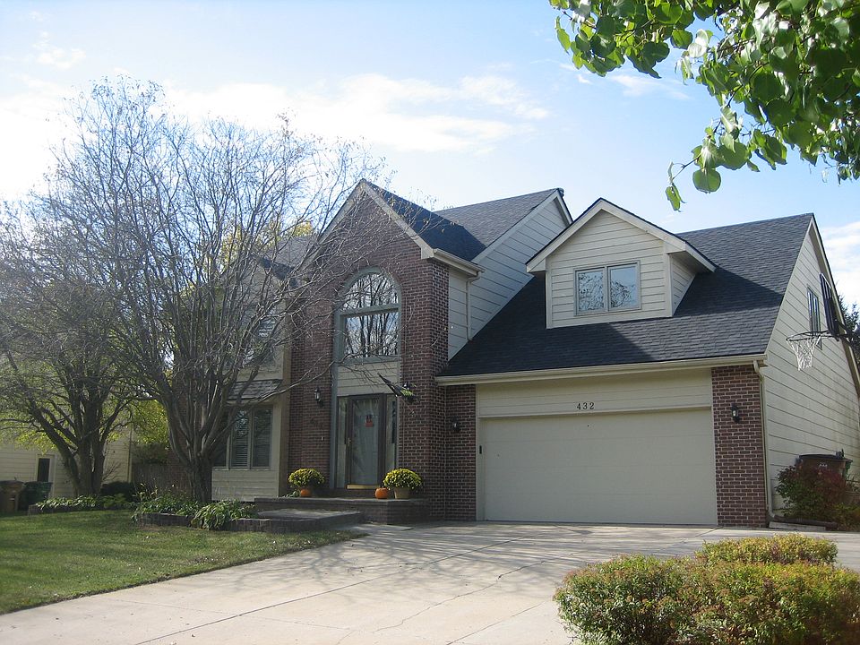 1st image of 432 46th St