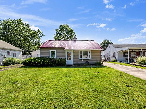 2nd image of 142 Little Flower Ln