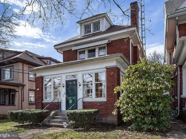 912 N 16th St, Harrisburg, PA 17103