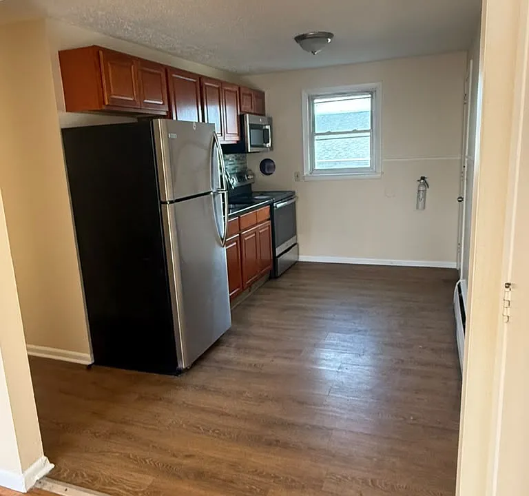 161 W Spring St #3B