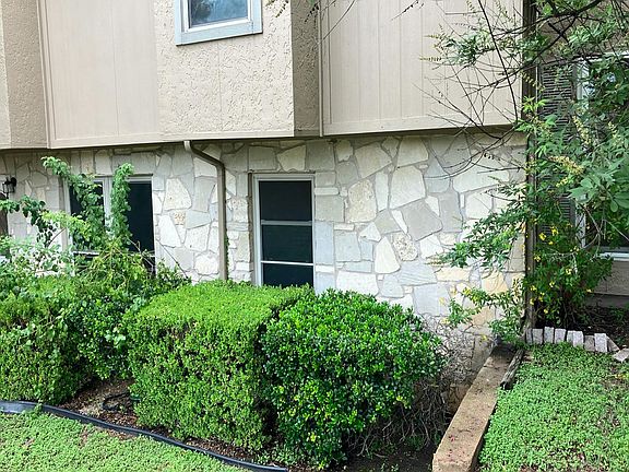 2nd image of 9009 N Plaza Dr #126