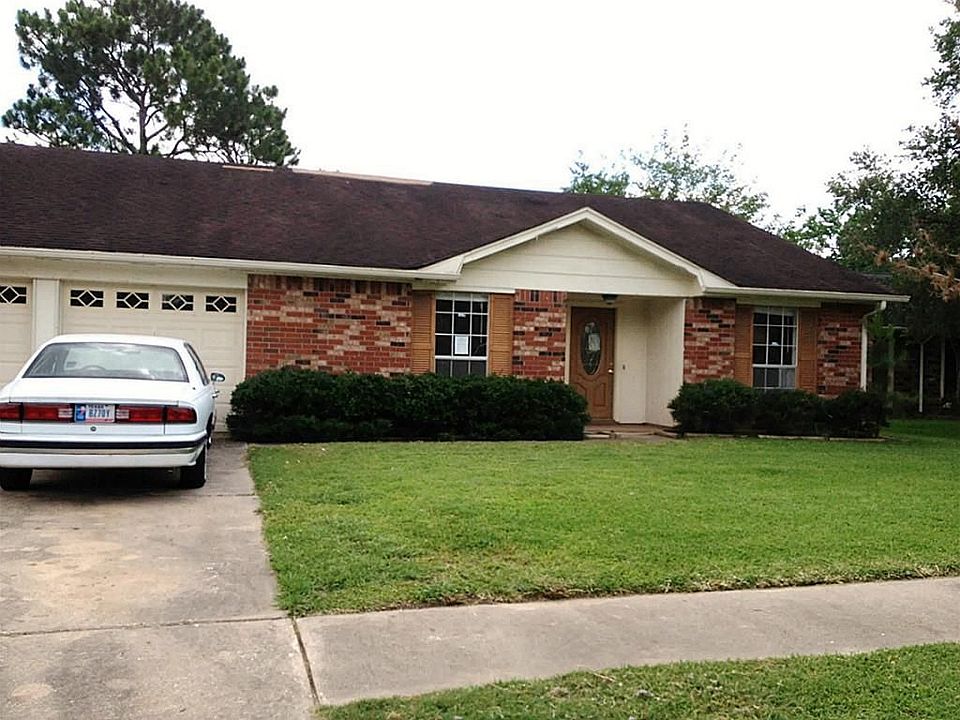 1st image of 17702 Heritage Cove Dr
