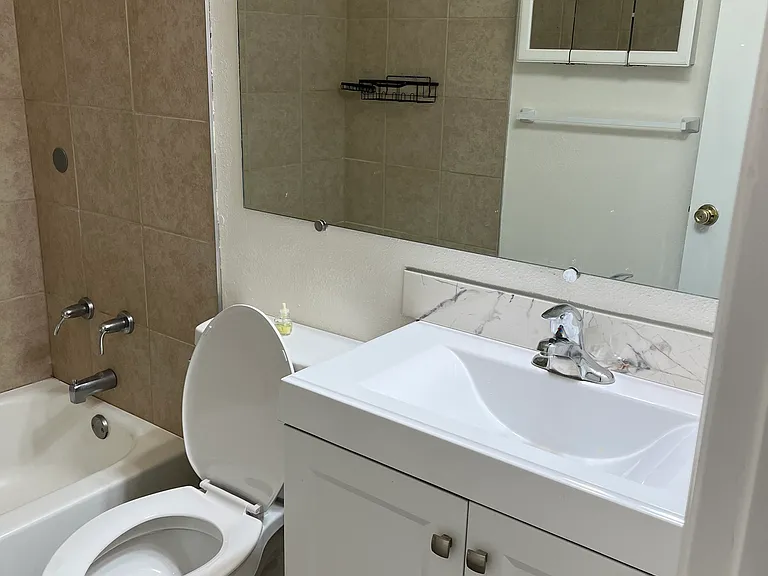 1424 Centennial Dr — Photo 11