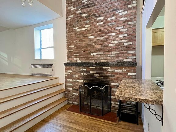 5th image of 319 E 53rd St #6F