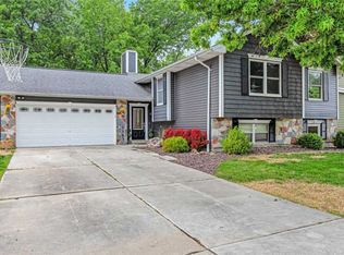 1161 Carrington Dr, Saint Peters, MO 63376