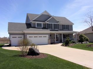 1831 Rolling Green Dr, Mount Pleasant, WI 53406