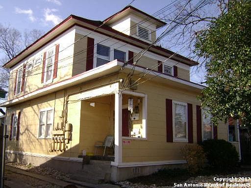 1st image of 520 E Myrtle St #4