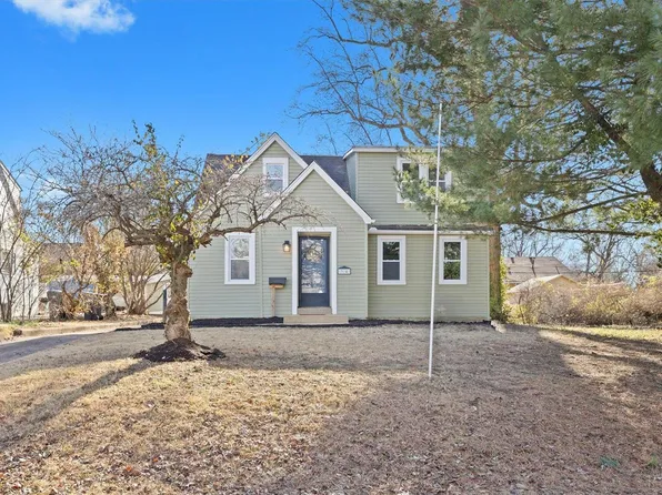 34 S 87th St, Belleville, IL 62223