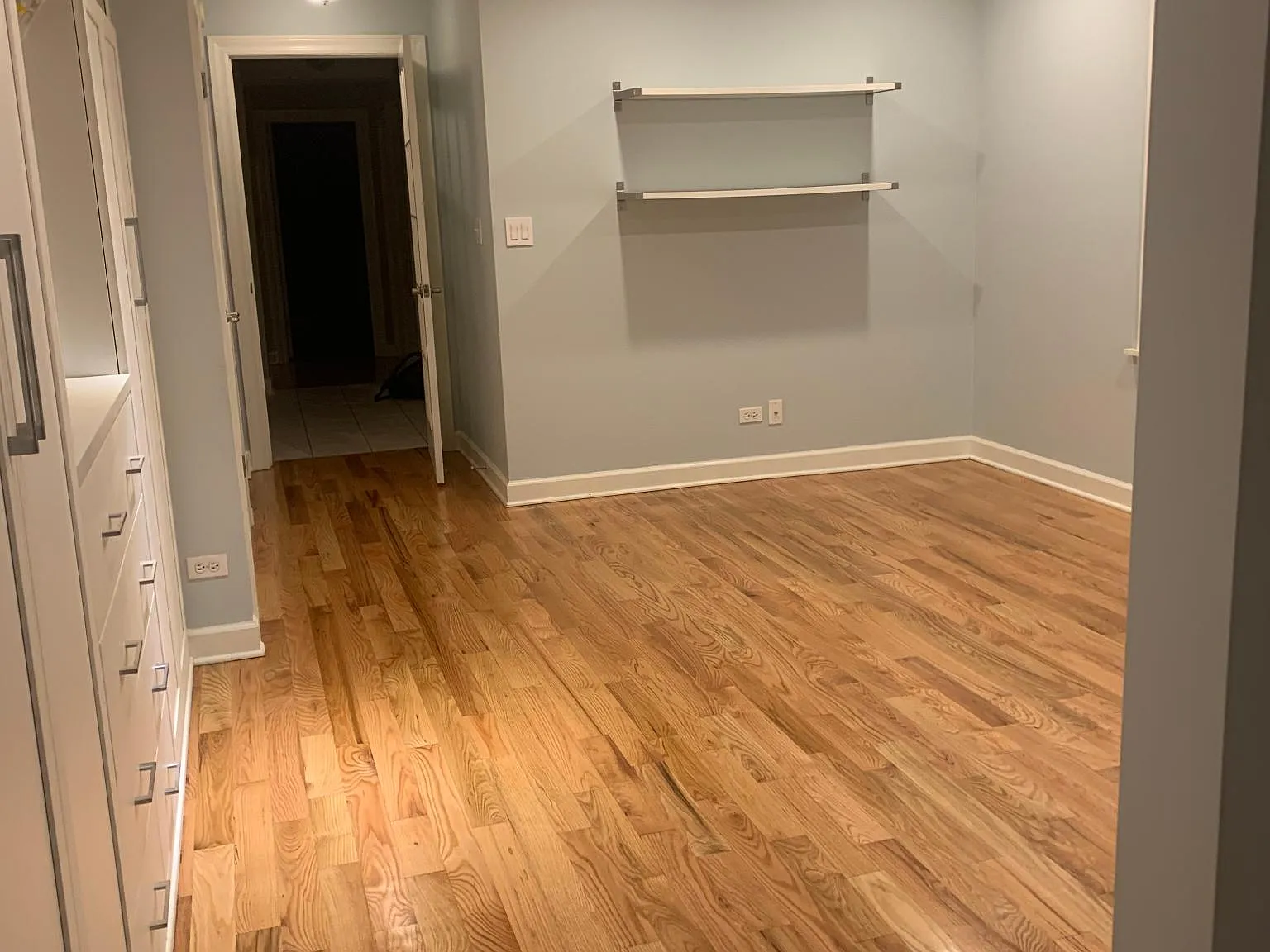 3 bed, 1300 sqft, $2,490 — Photo 4