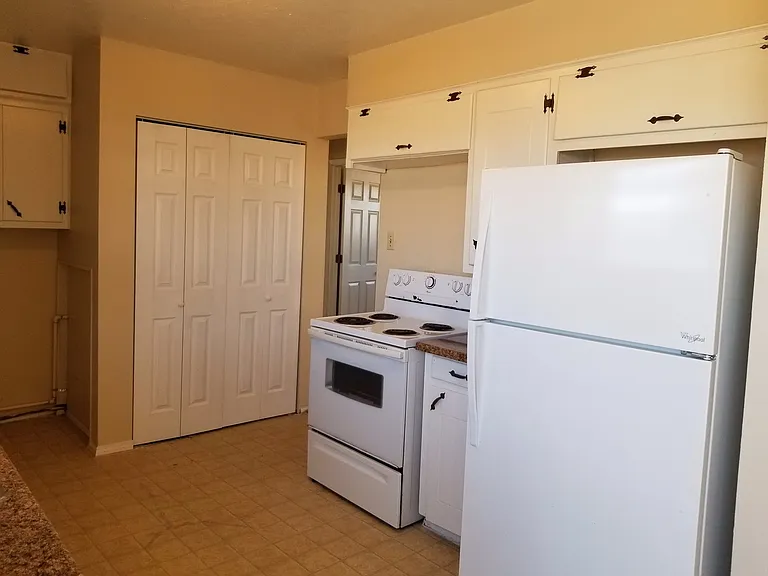 3108 Duckworth Ave — Photo 6