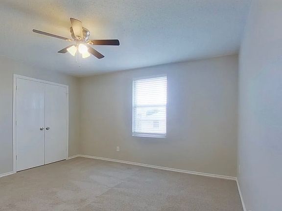 5th image of 2028 W Grove Ln