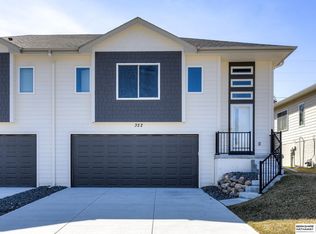 322 N Allen St, Bennington, NE 68007