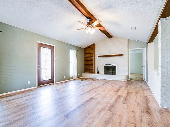 2nd image of 3846 Driftwood Dr