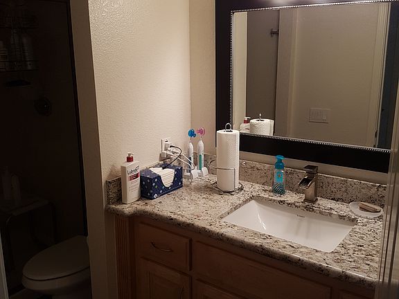4th image of 116 Stonington Way