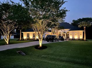 32911 Whitburn Trl, Weston Lakes, TX 77441