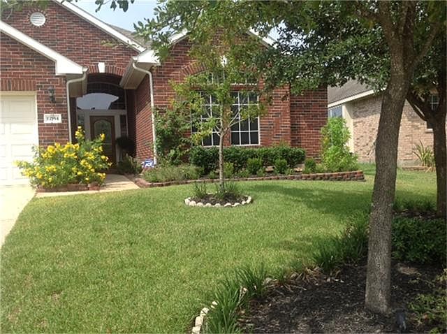1st image of 12734 Carriage Glen Dr