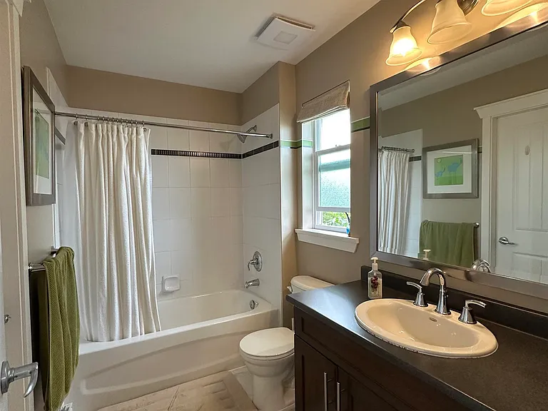 1342 Fifeshire St #MAIN HOUSE — Photo 6