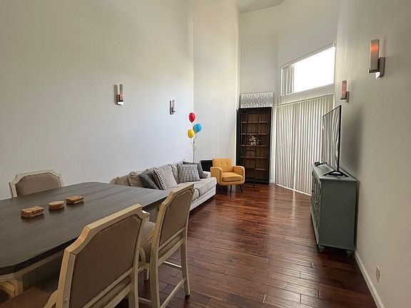 5th image of 500 S Berendo St APT 409