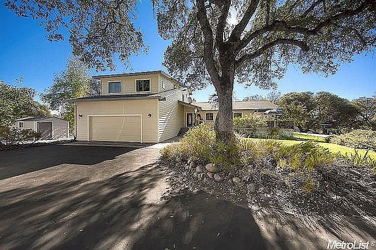 1st image of 4020 Boysenberry Ln