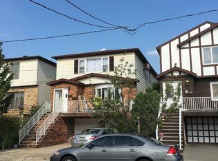4 North Ct, Bayonne, NJ 07002