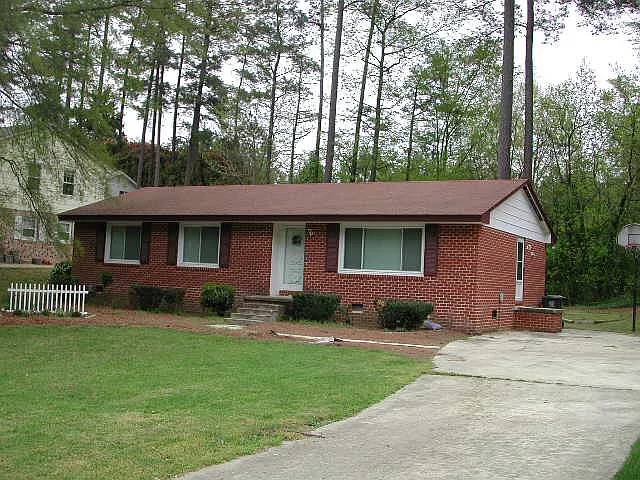 3212 Huntleigh Dr