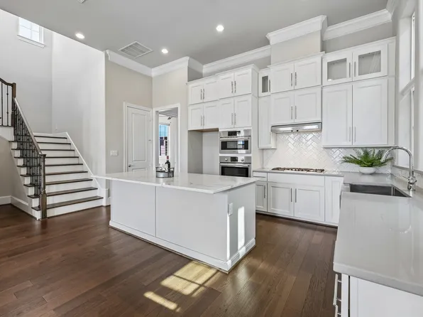 708 Wooster Ln, Plano, TX 75074