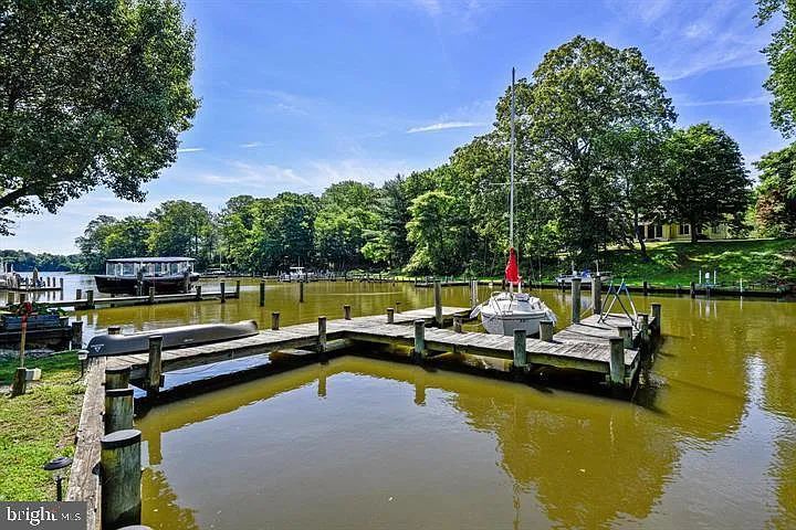 3 bed, 3000 sqft, $6,400 — Photo 4