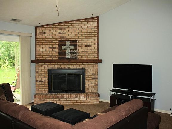 5th image of 7711 Baywood Dr