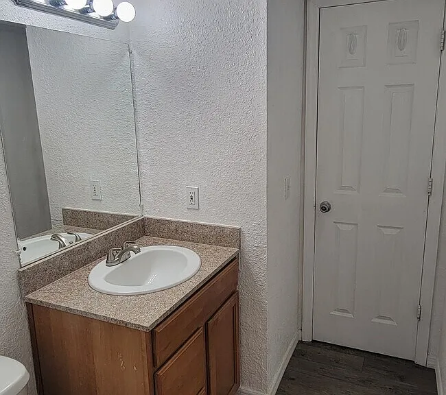 758 Haven Pl — Photo 6