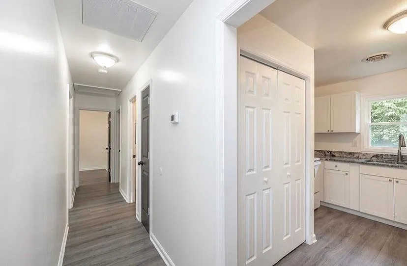 1803 Freeman St — Photo 3