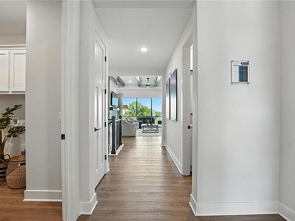 7th image of this home