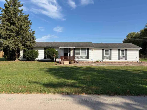 306 Price St, Lynn, IN 47355