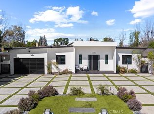 23143 Leonora Dr, Woodland Hills, CA 91367