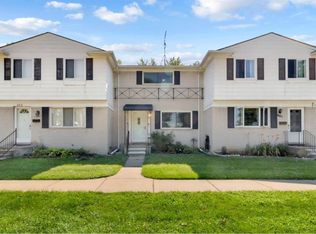 160 S Christine Cir, Mount Clemens, MI 48043