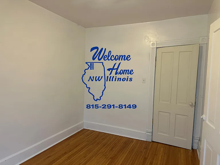 512 Chicago Ave — Photo 28