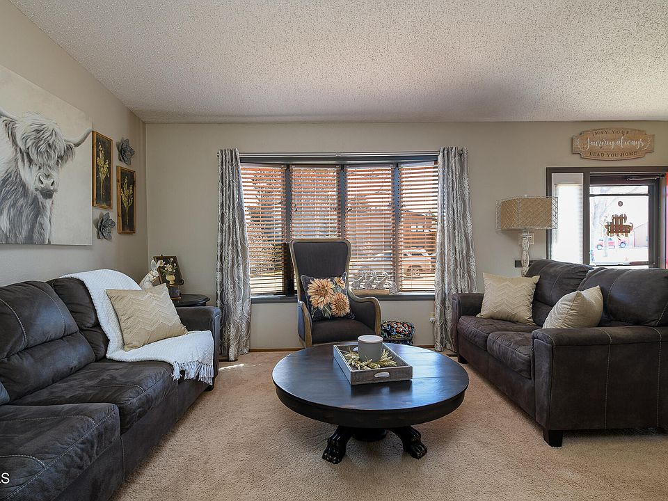 3606 Overlook Dr, Bismarck, ND 58503 Zillow