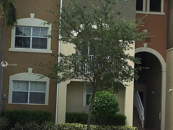 2nd image of 8800 NW 107th Ct Unit 104