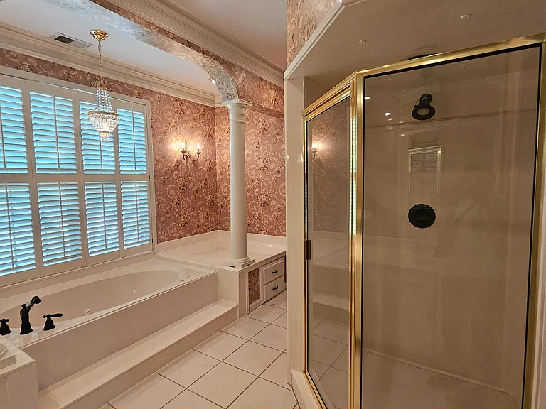 3888 Spring Lakes Cir — Photo 17