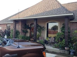 1943 Khameil Dr, Moss Bluff, LA 70611